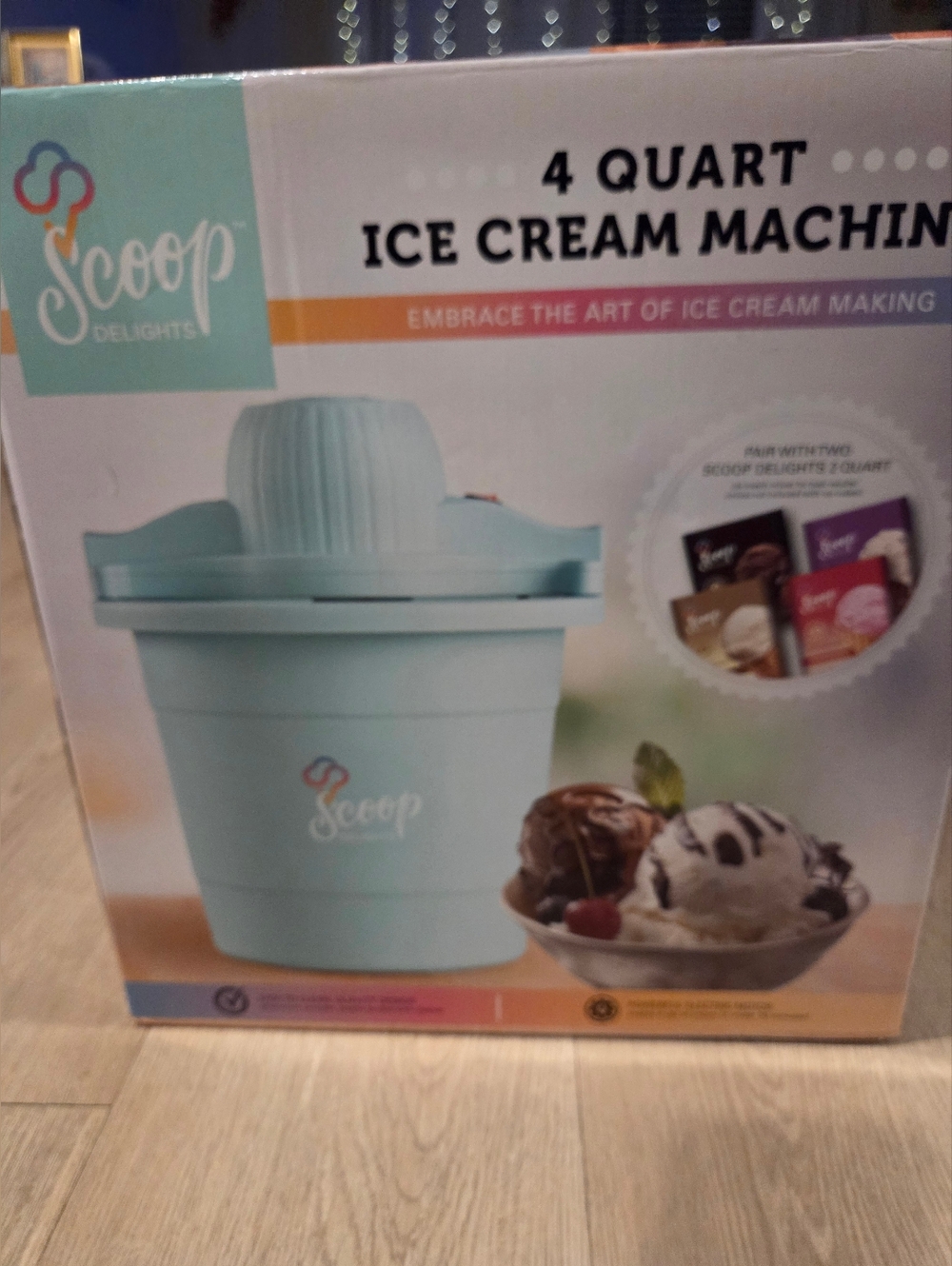 Scoop Delights 4-Quart Ice Cream Maker - Mint-never Opened